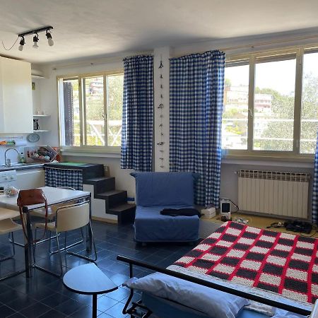 Апартаменты Monolocale Baia Dei Delfini Портовенере Экстерьер фото